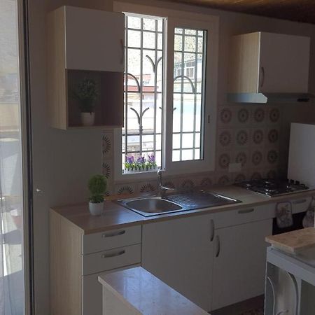 Casa Vicino Mondello Villa ปาแลร์โม ภายนอก รูปภาพ