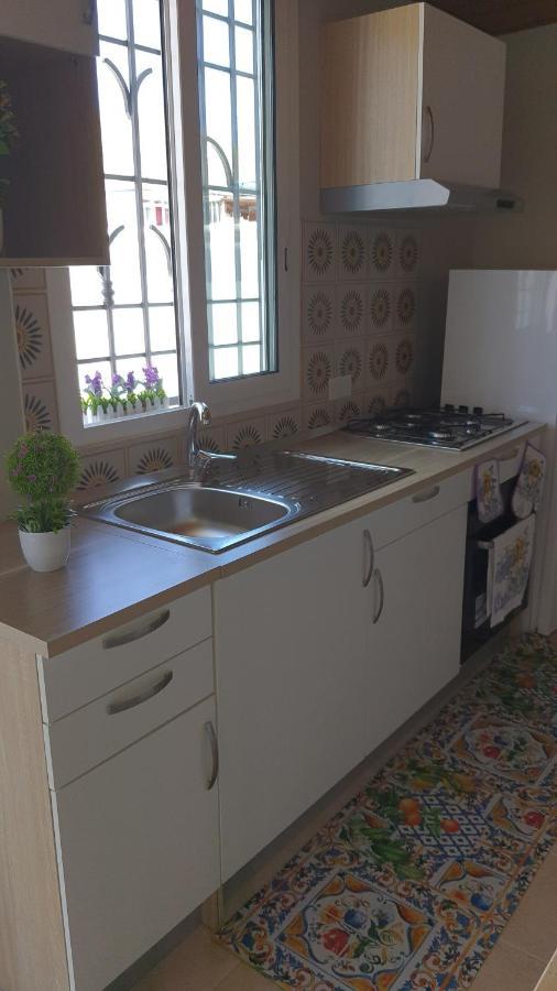 Casa Vicino Mondello Villa ปาแลร์โม ภายนอก รูปภาพ