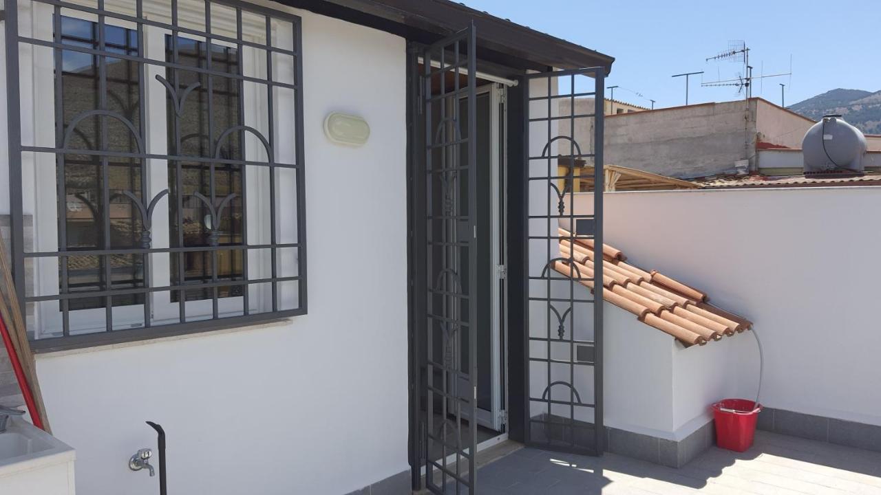 Casa Vicino Mondello Villa ปาแลร์โม ภายนอก รูปภาพ